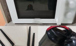 На Нікопольщині рецидивіст викрав побутову техніку з літньої кухні приватного домогосподарства