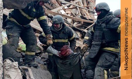 Люди опинилися під завалами, ворог скинув бомби на Дніпропетровщину: є загиблий і 4 поранених