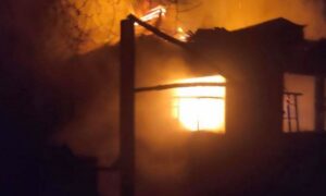 Ранок 25 лютого у Нікополі розпочався з обстрілу, є поранений у Синельниківському районі, сталася пожежа