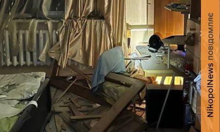 Нікополь і район, а також Синельниківщина, були під ворожими ударами вночі – є руйнування, сталася пожежа (фото)