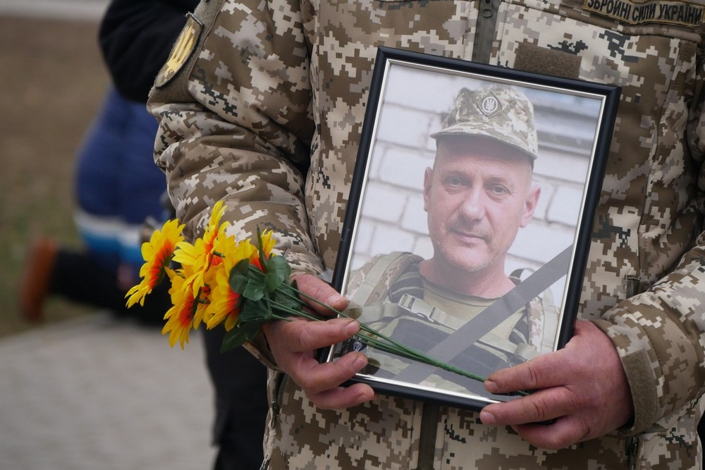 Вбиті росією мешканці Нікопольщини. Захисник з Покровської громади Яків Журавель загинув 26 лютого 2025 року. Тож сьогодні річниця його смерті, і ми вшановуємо пам’ять Героя! Вбиті росією мешканці Нікопольщини. Захисник з Покровської громади Яків Журавель загинув 26 лютого 2025 року. Тож сьогодні річниця його смерті, і ми вшановуємо пам’ять Героя!