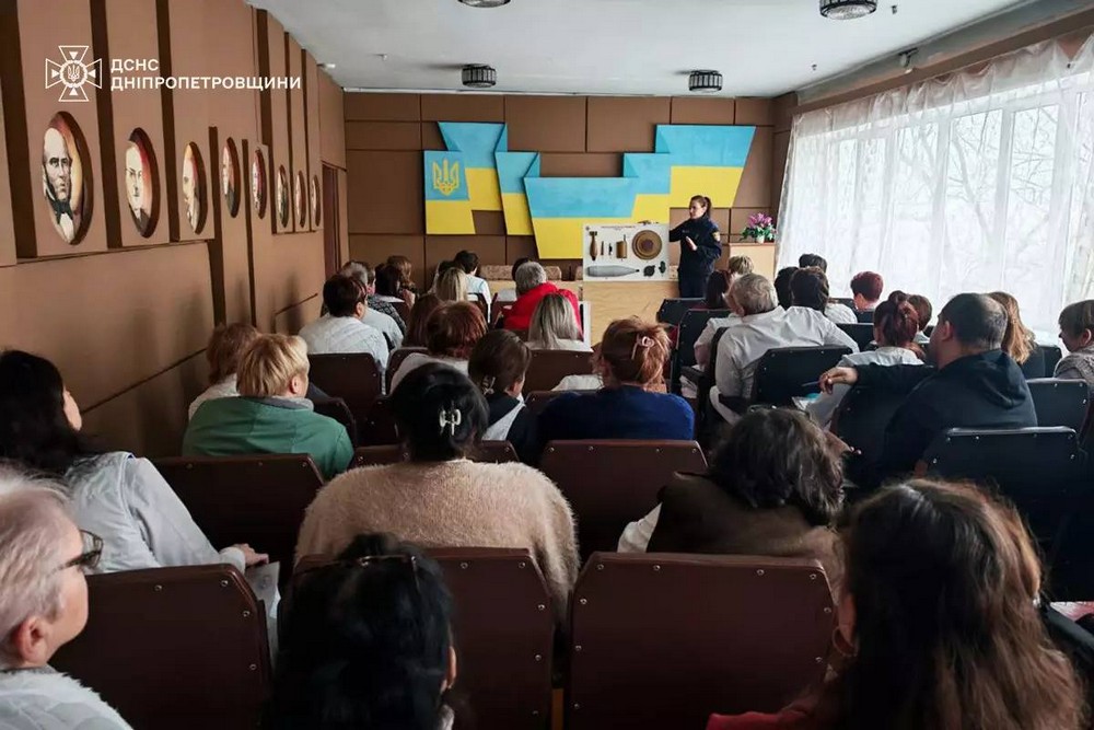 Медикам у Нікополі нагадали правила мінної та пожежної безпеки