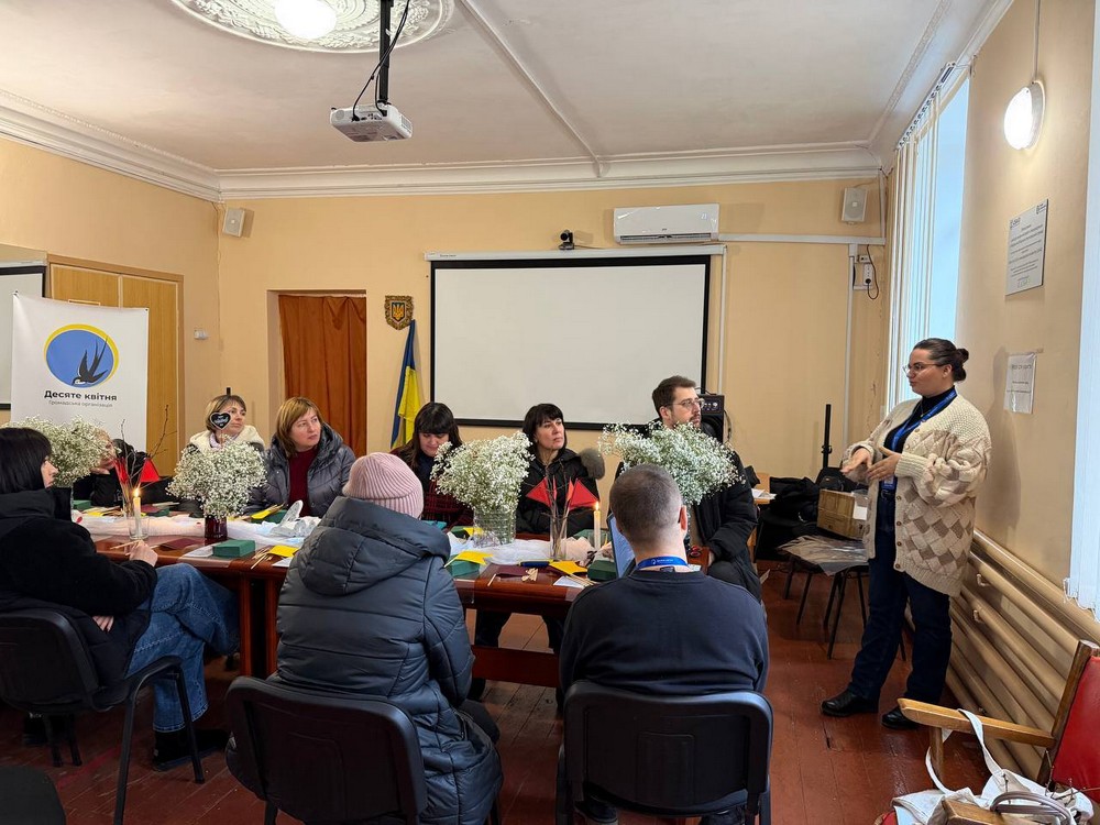 Робили «валентинки» і говорили про «червоні прапорці» у стосунках: у Мирівській громаді пройшов важливий захід (фото)