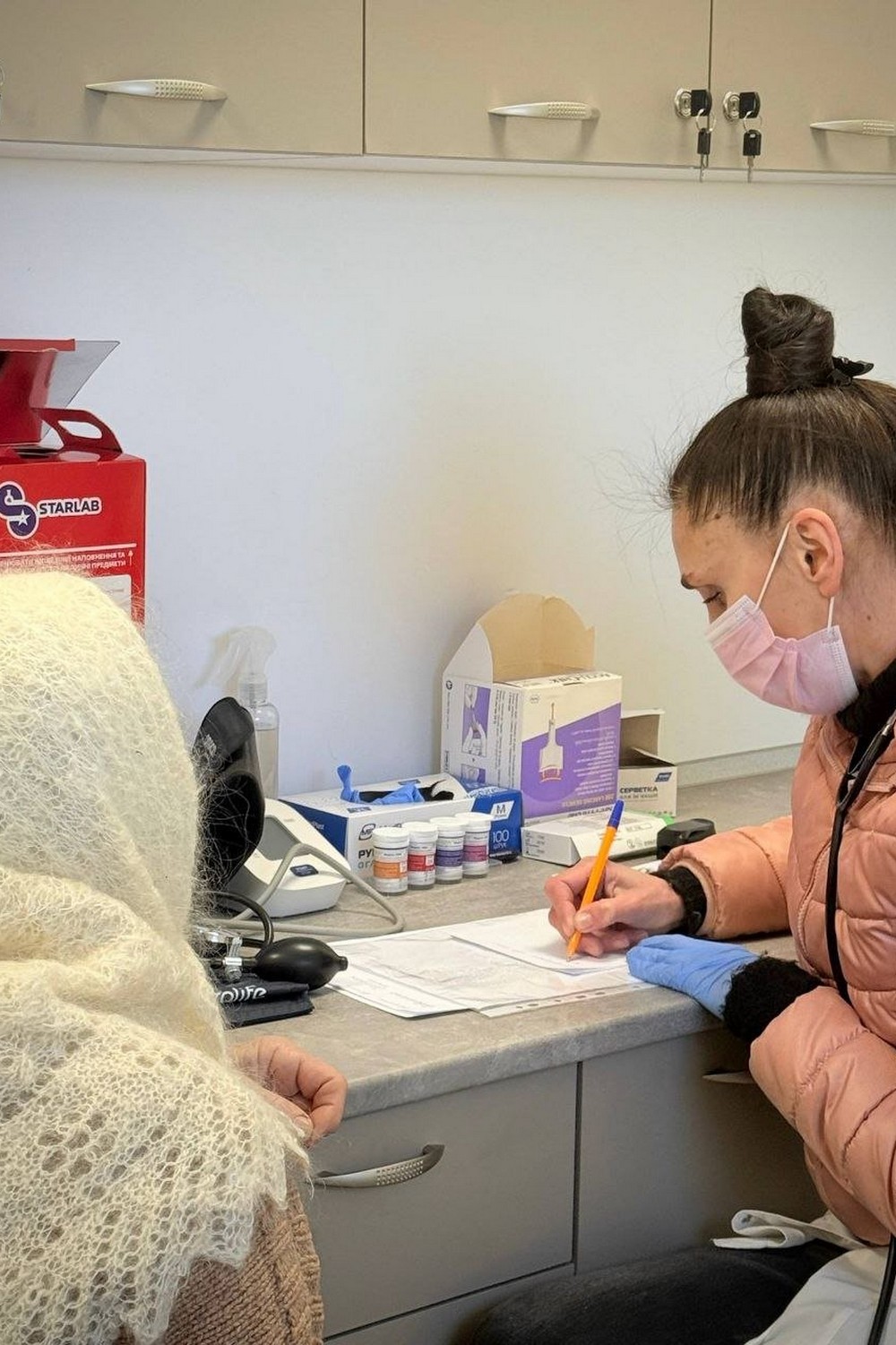 На території громади на Нікопольщині протягом тижня працювала мобільна клініка: які результати На території громади на Нікопольщині протягом тижня працювала мобільна клініка: які результати