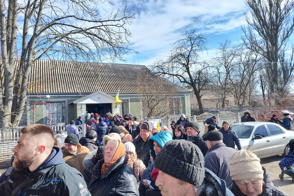 У двох селах на Нікопольщині роздали гуманітарну допомогу від благодійників: фото