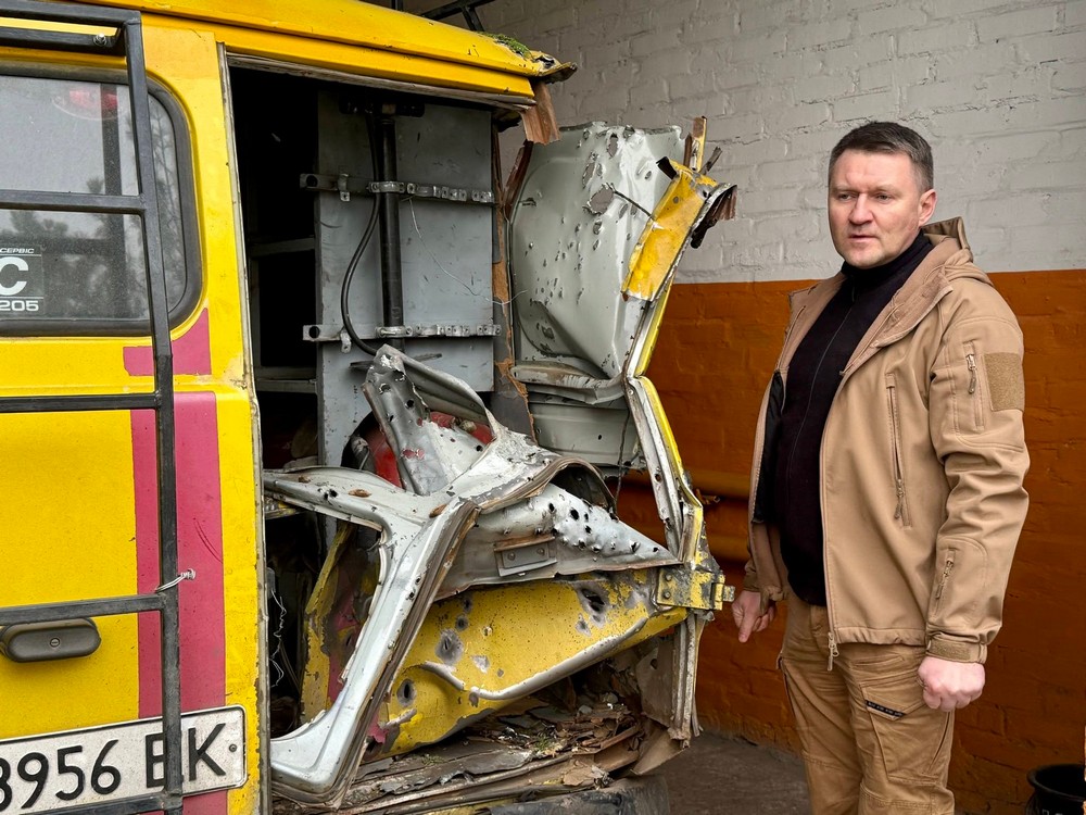 Троє газовиків на Нікопольщині потрапили під прицільну атаку FPV-дронів Троє газовиків на Нікопольщині потрапили під прицільну атаку FPV-дронівn