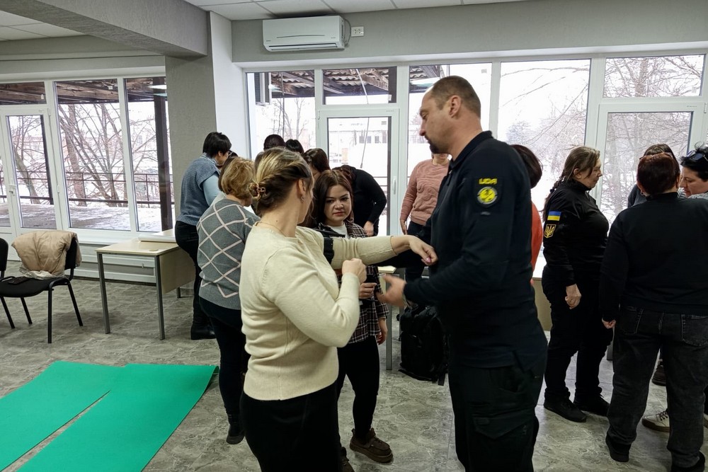 На Нікопольщині представники Асоціації Саперів України провели тренінг з першої домедичної допомоги