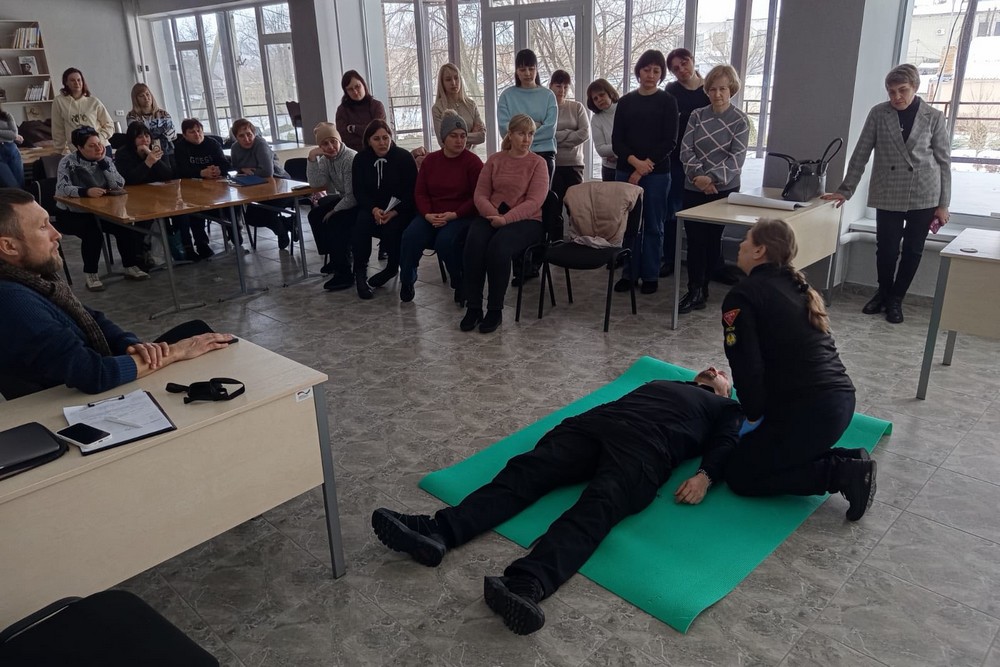 На Нікопольщині представники Асоціації Саперів України провели тренінг з першої домедичної допомоги