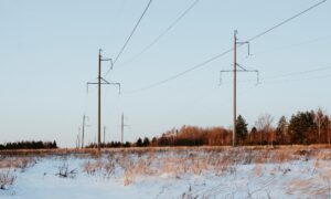 Через російський обстріл на Нікопольщині без світла залишилися два старостати