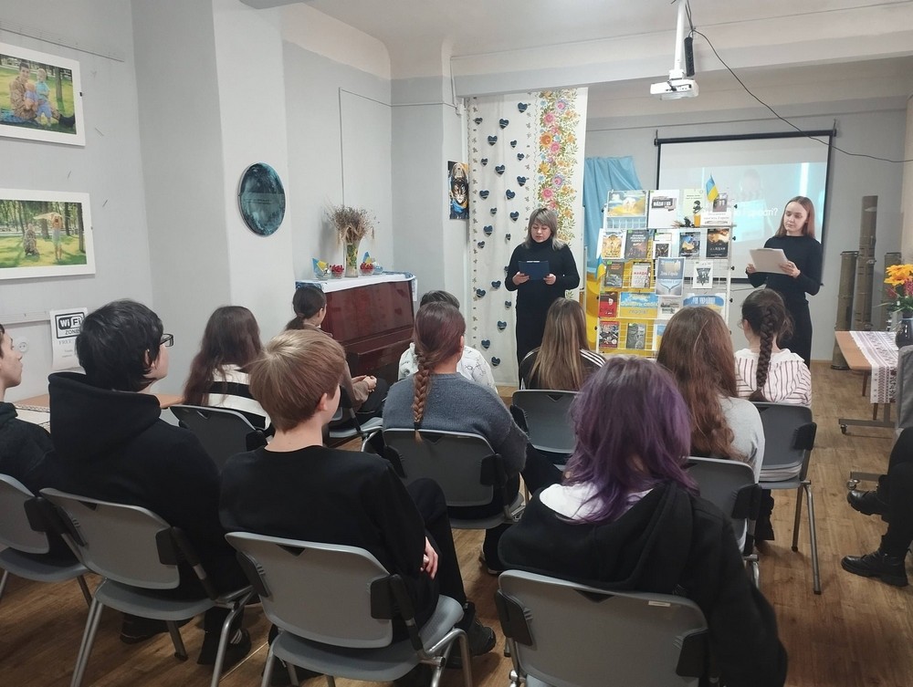 У Покрові сьогодні вшанували пам’ять Героїв Небесної Сотні (фото) У Покрові сьогодні вшанували пам’ять Героїв Небесної Сотні (фото)