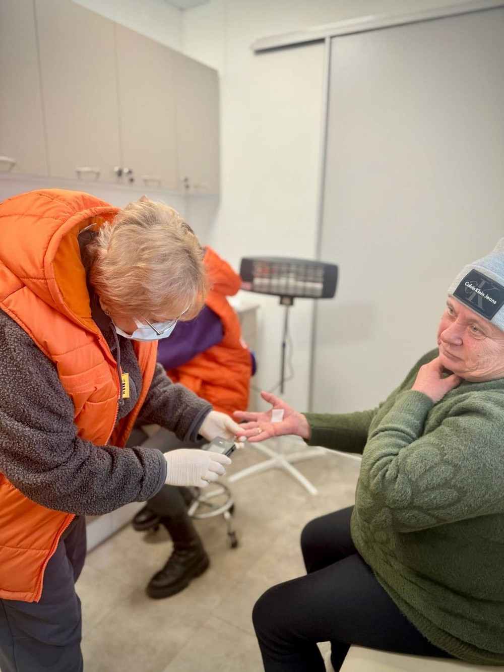 На Нікопольщині тиждень відпрацювала мобільна клініка: яку допомогу отримали люди (фото)641398149 122189286992589800 3318953056215400384 n На Нікопольщині тиждень відпрацювала мобільна клініка: яку допомогу отримали люди (фото)