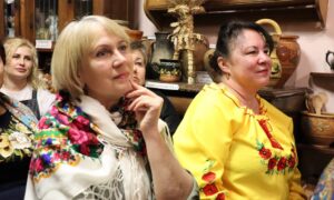 У Покрові з’явилася нова традиція – «Жіноча вітальня» (фото)