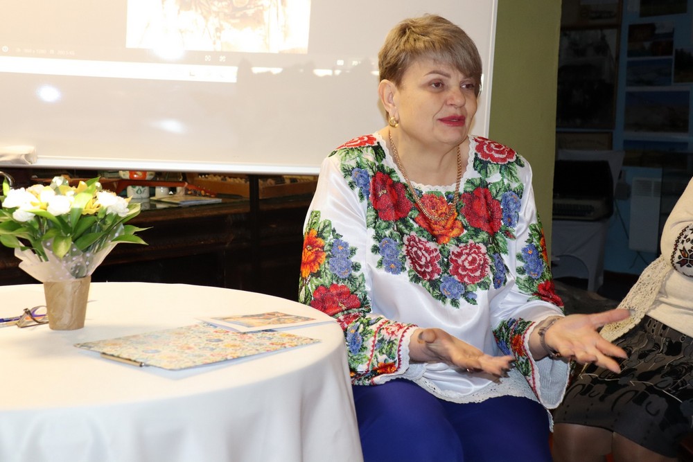 У Покрові з’явилася нова традиція – «Жіноча вітальня» (фото)