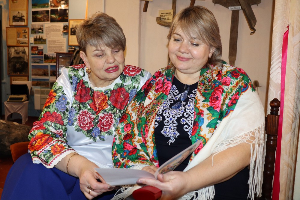 У Покрові з’явилася нова традиція – «Жіноча вітальня» (фото)