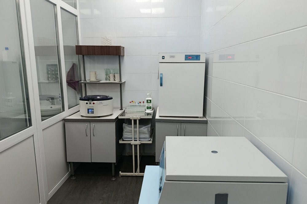 Клініко діагностична лабораторія районної лікарні Нікополя отримала акредитацію