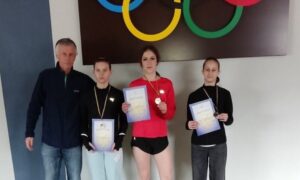  Легкоатлети з Нікополя стали призерами Чемпіонату області (фото, відео)