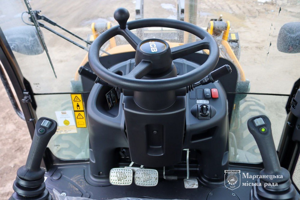Марганець отримав спецтехніку від міжнародних партнерів 2