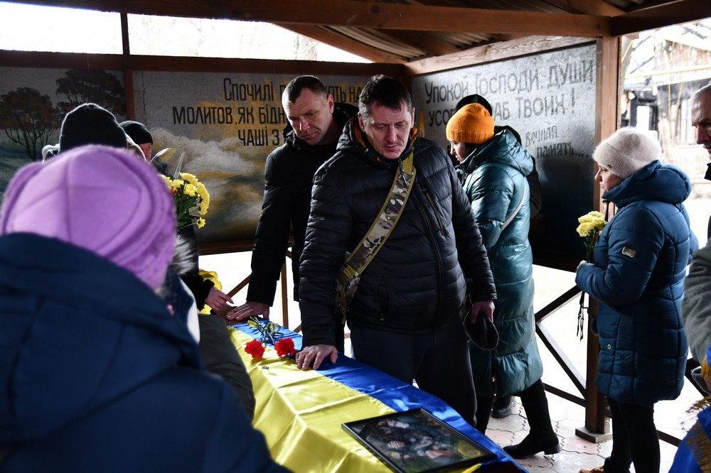 Нікополь провів 5