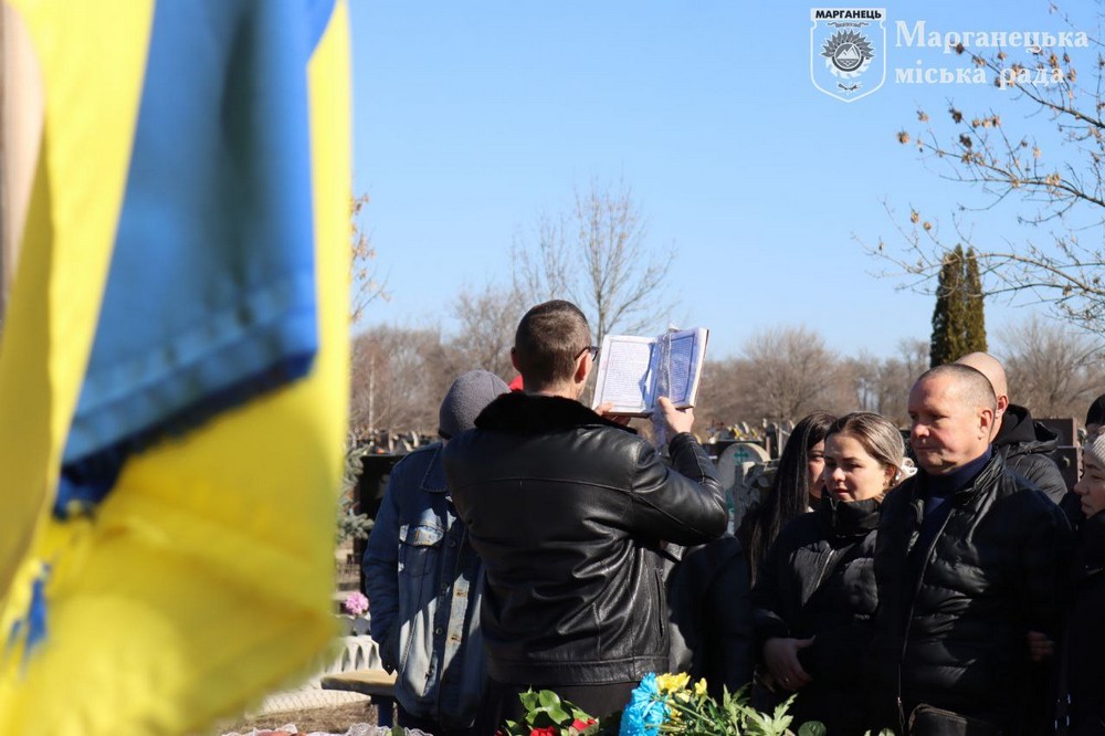 Нікопольщина провела в останню путь полеглого Захисника Нікопольщина провела в останню путь полеглого Захисника