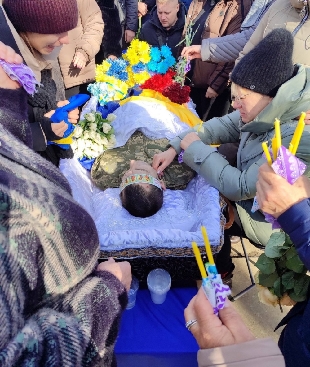 Нікопольщина провела в останню путь полеглого Захисника (фото) 4 Нікопольщина провела в останню путь полеглого Захисника (фото) 4