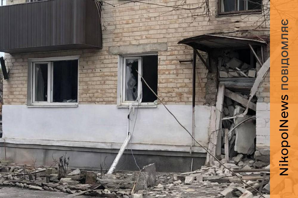 Під завалами будинку можуть бути люди: окупанти вдарили по Синельниківщині та Нікопольщині 1 Нікопольщині 2