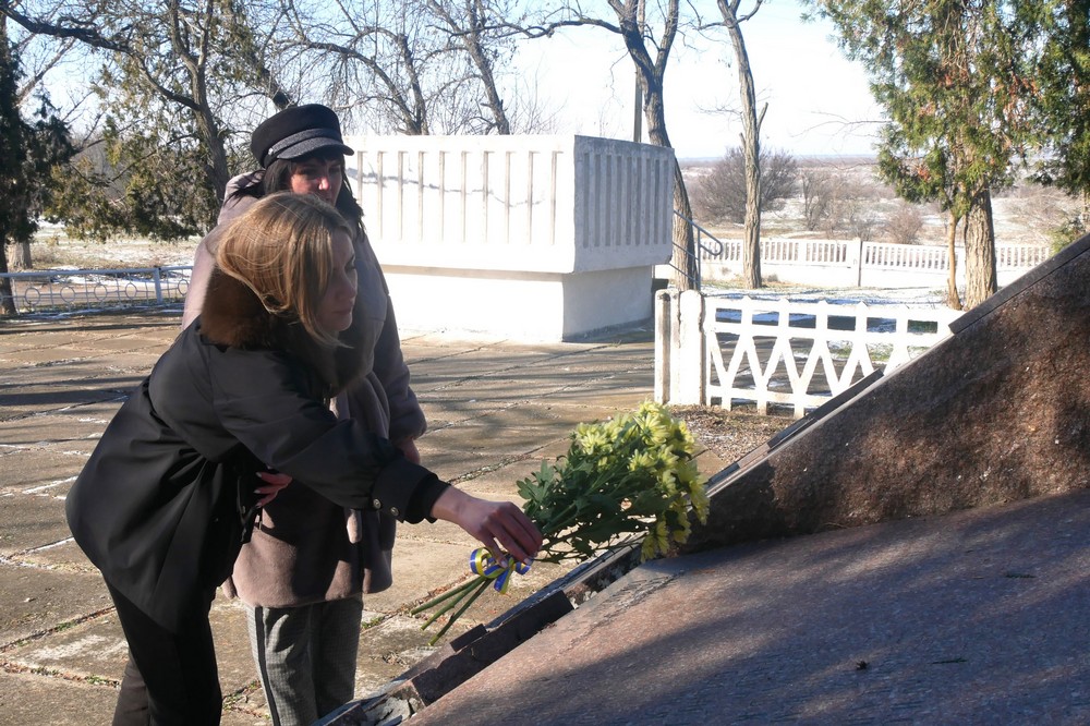 Покров  82 гу річницю звільнення від нацистських загарбників 7