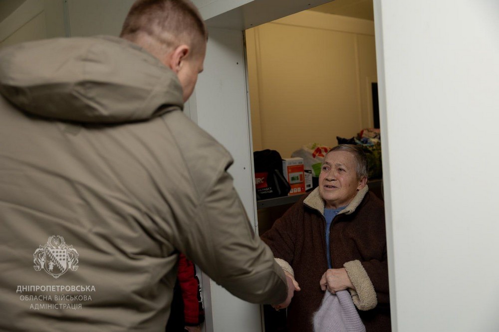 Родина з Нікополя знайшла прихисток у модульному містечку (фото) 5