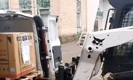 Томаківка отримала новий генератор від Червоного хреста (відео)