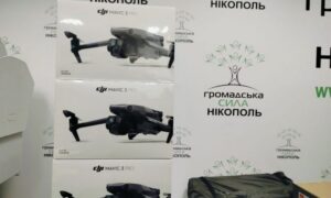 Волонтери з Нікополя передали допомогу захисникам ЗСУ