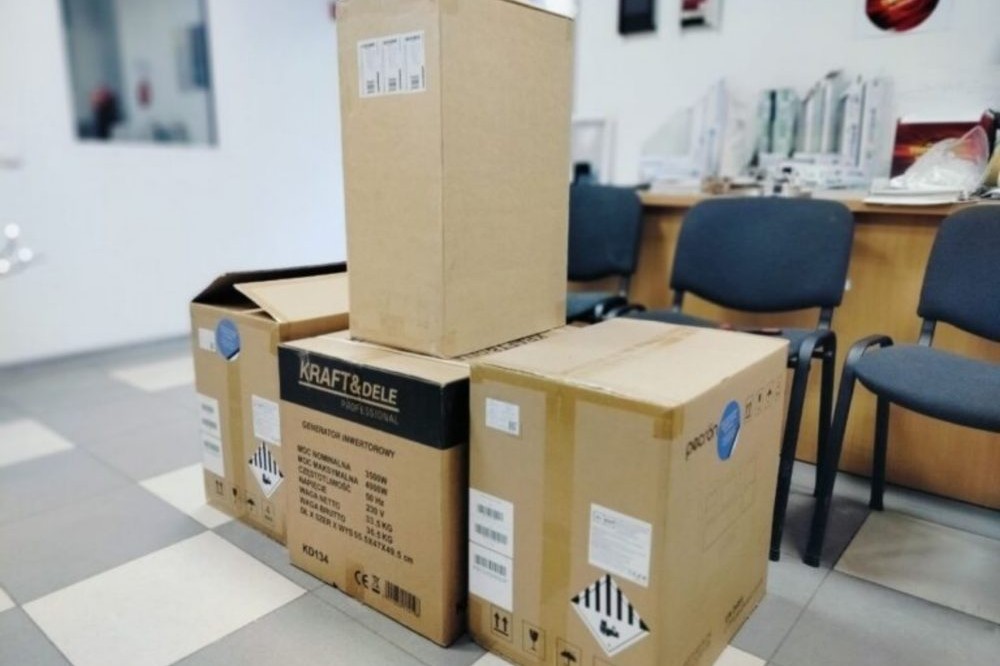 Волонтери з Нікополя передали допомогу захисникам ЗСУ 5