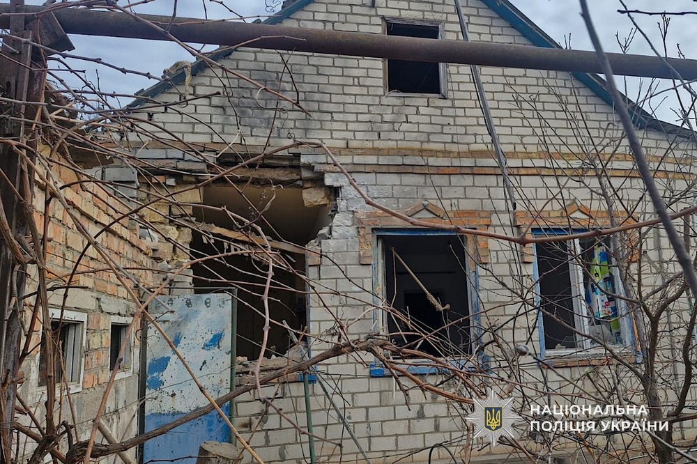 наслідки обстрілів Нікополя, району та області зафіксувала поліція (фото) 2