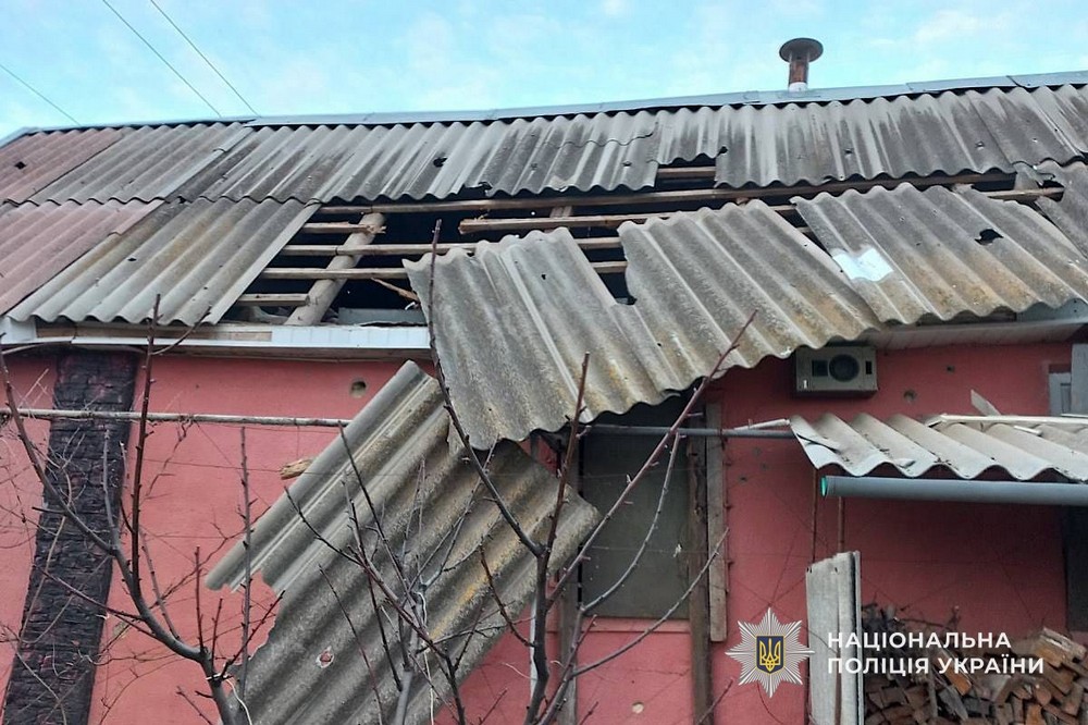 наслідки обстрілів Нікополя, району та області зафіксувала поліція (фото) 3