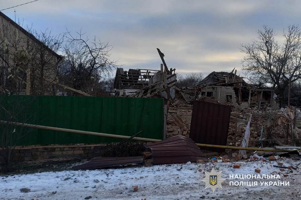 наслідки обстрілів Нікополя, району та області зафіксувала поліція (фото) 6