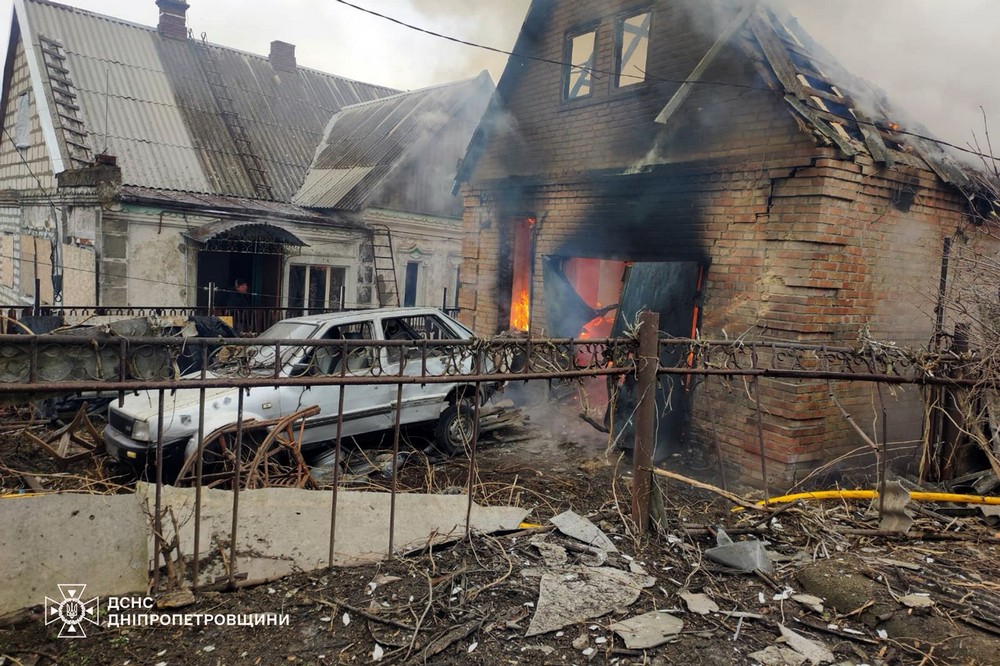 наслідки обстрілів Нікополя та області 4