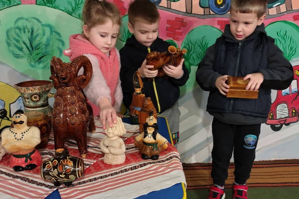 освітніх просторах Нікополя 8 освітніх просторах Нікополя 8