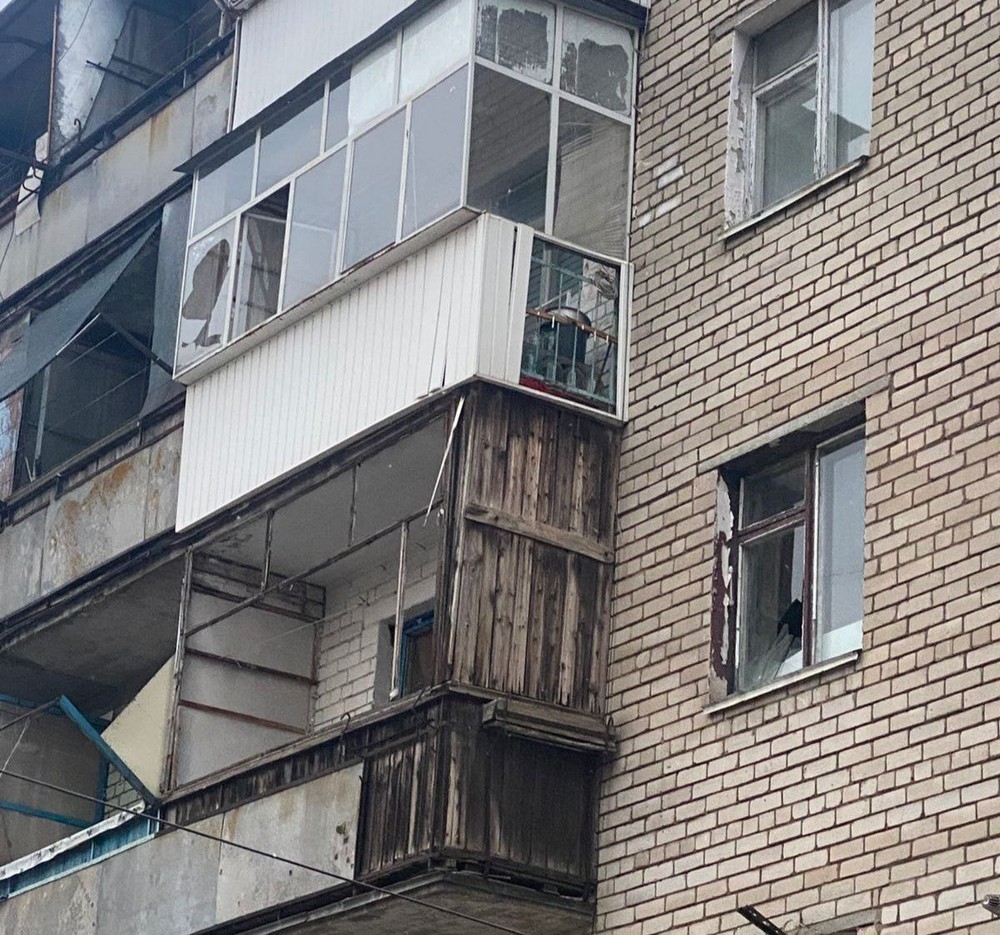 У Марганці показали фото наслідків нічного обстрілу