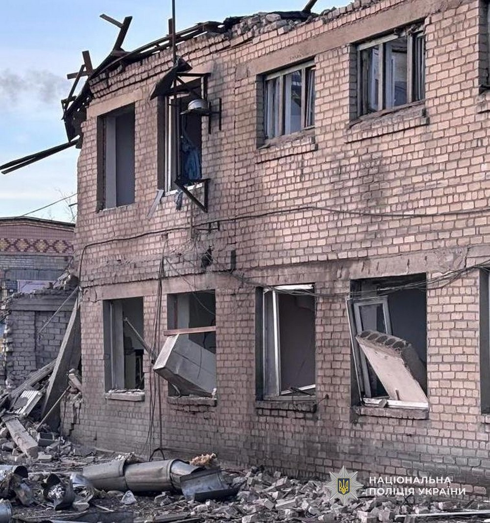 Фото наслідків масованої атаки на Дніпропетровщину показали у поліції Фото наслідків масованої атаки на Дніпропетровщину показали у поліції