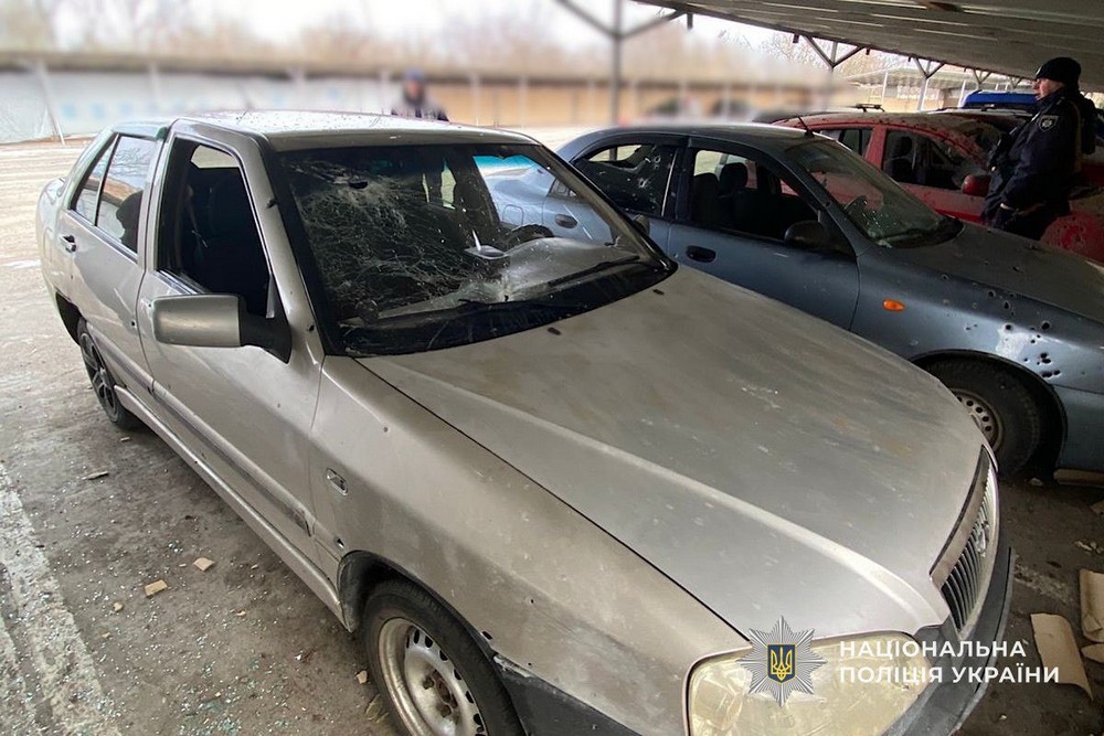 У Нікополі внаслідок артобстрілів двоє поранених, на Синельниківщині є загиблий – поліція (фото) У Нікополі внаслідок артобстрілів двоє поранених, на Синельниківщині є загиблий – поліція (фото)