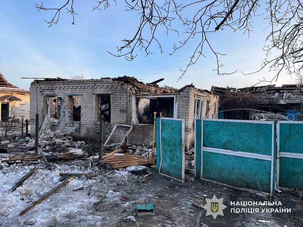 Двоє вбитих і четверо поранених, серед них дитина: наслідки обстрілів Дніпропетровщини за добу