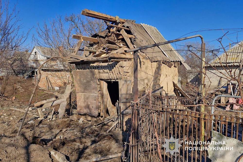 Двоє вбитих і четверо поранених, серед них дитина: наслідки обстрілів Дніпропетровщини за добу