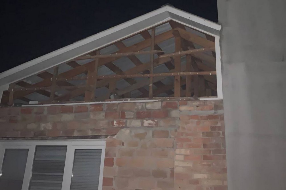 У Нікополі побито газогін і будинки, є загиблий і поранені на Синельниківщині: як пройшла ніч 6 лютого у Дніпропетровській області (фото)