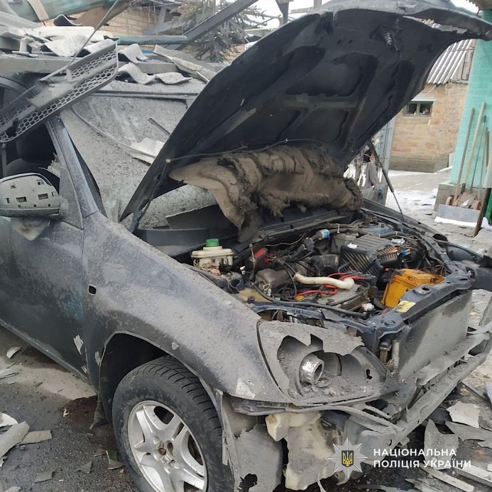 Є вбиті і поранені: ворог гатив по Нікополю і району весь день, атакував Синельниківщину (фото)