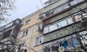 Обстріли Нікополя і району тривали весь день, троє поранених дітей в області – наслідки ворожого терору за добу (фото)