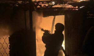 Ворог накрив вогнем Нікополь – виникла пожежа, також під ударом були район і область