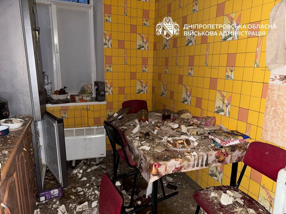 Серед поранених немовля і 4-річна дитина: ворог атакував Дніпро, Нікопольщину і Синельниківщину цієї ночі