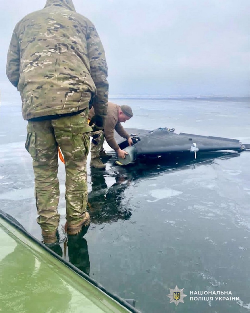 На замерзлому Дніпрі сьогодні знову виявили «Шахед» На замерзлому Дніпрі сьогодні знову виявили «Шахед»