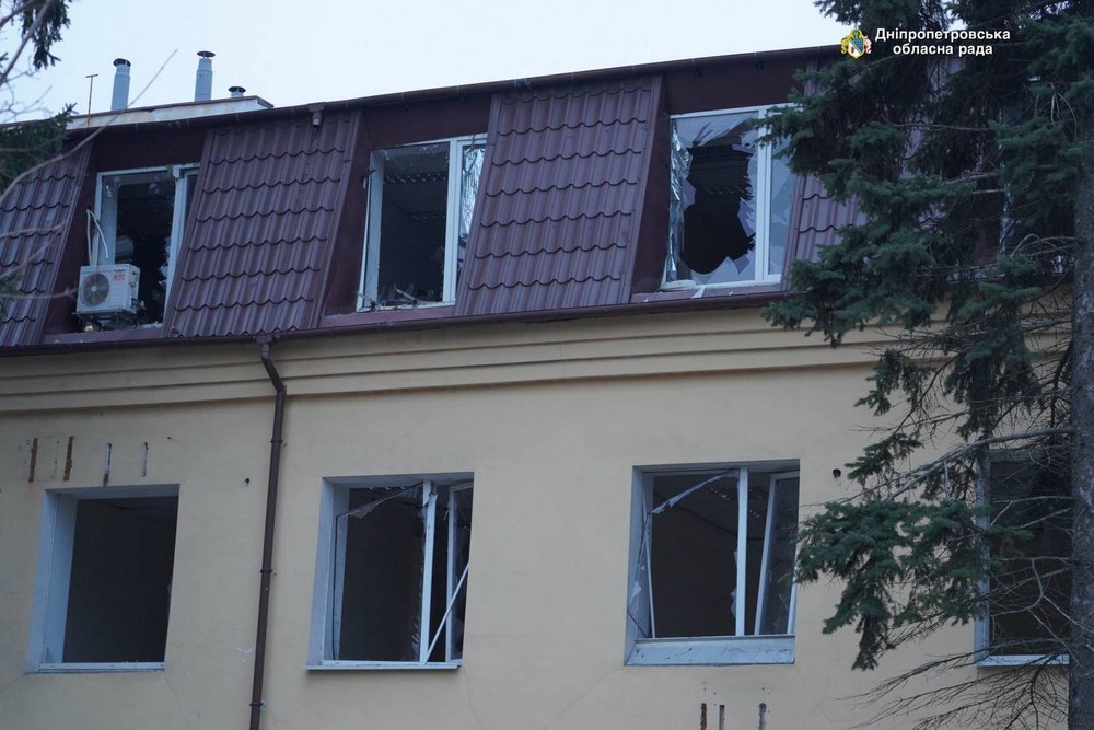 Нікопольський, Дніпровський, Криворізький, Кам’янський і Синельниківський райони були під ударом ворога цієї ночі – окупанти масовано атакували область (фото) Нікопольський, Дніпровський, Криворізький, Кам’янський і Синельниківський райони були під ударом ворога цієї ночі – окупанти масовано атакували область (фото)