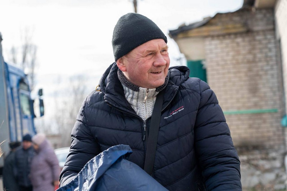 У громадах на Нікопольщині і Криворіжжі роздають пакунки тепла