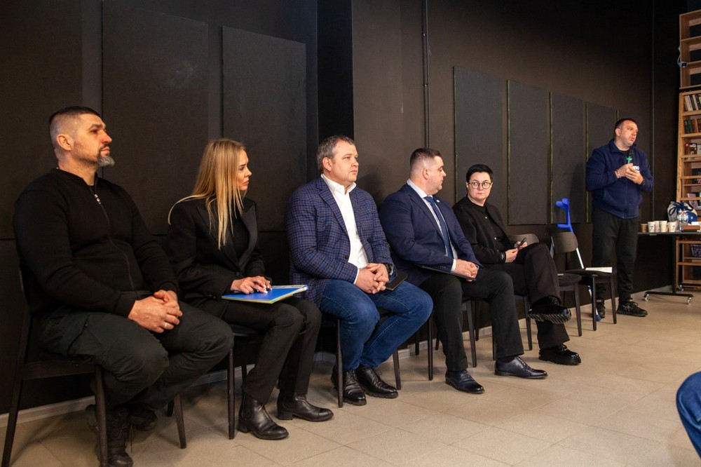 ВПО з Нікопольщини і начальник РВА взяли участь у всеукраїнської зустрічі «Разом до рішень» (фото)