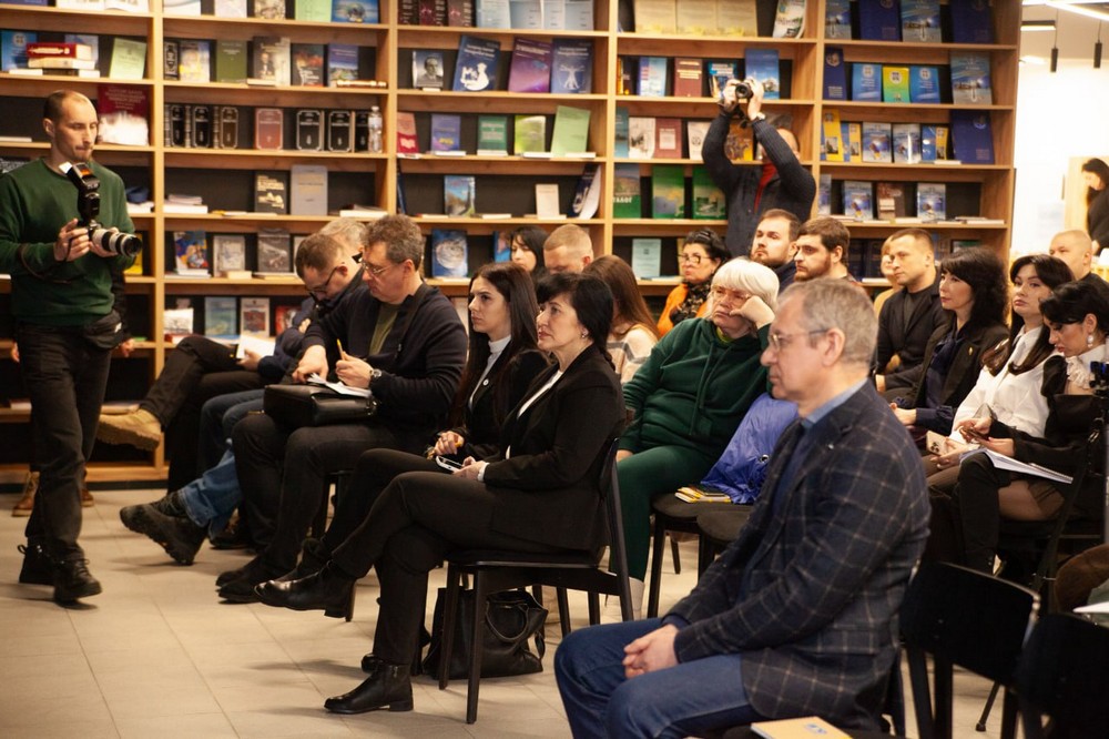 ВПО з Нікопольщини і начальник РВА взяли участь у всеукраїнської зустрічі «Разом до рішень» (фото)